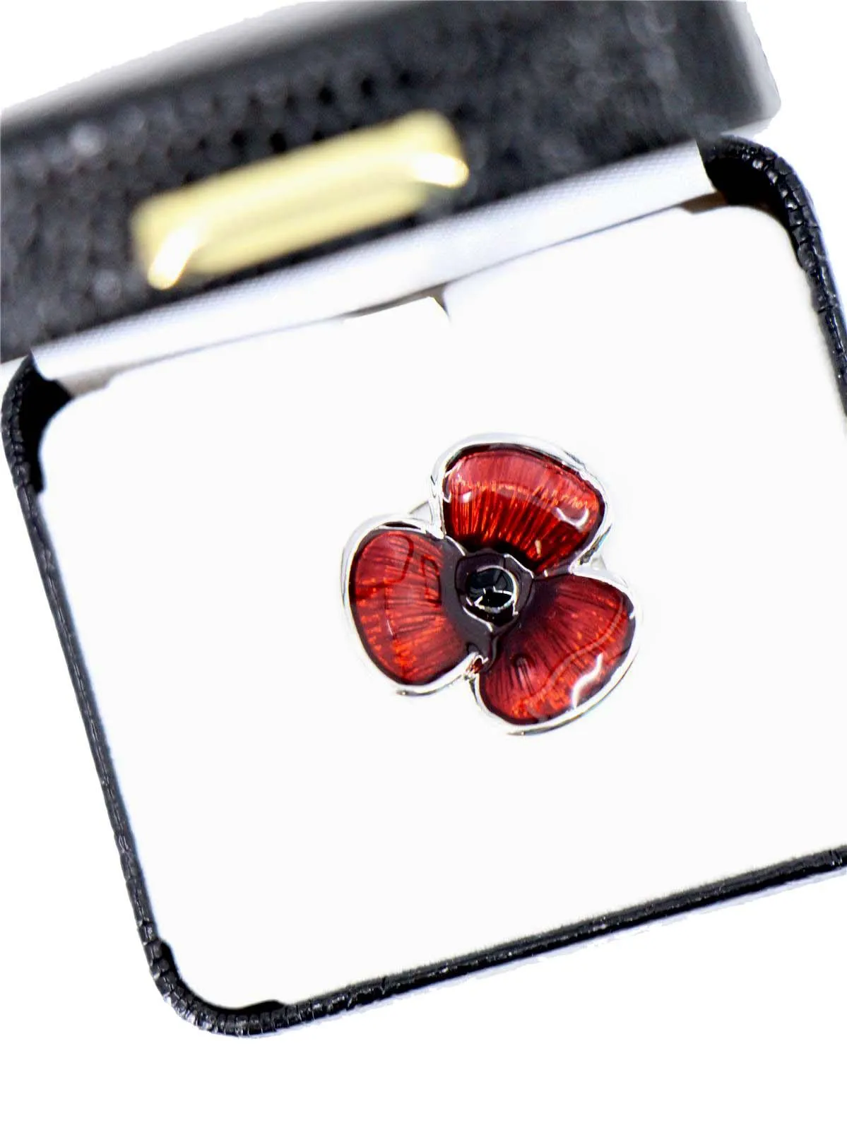 1940s Vintage Style Enamel Poppy Lapel Pin