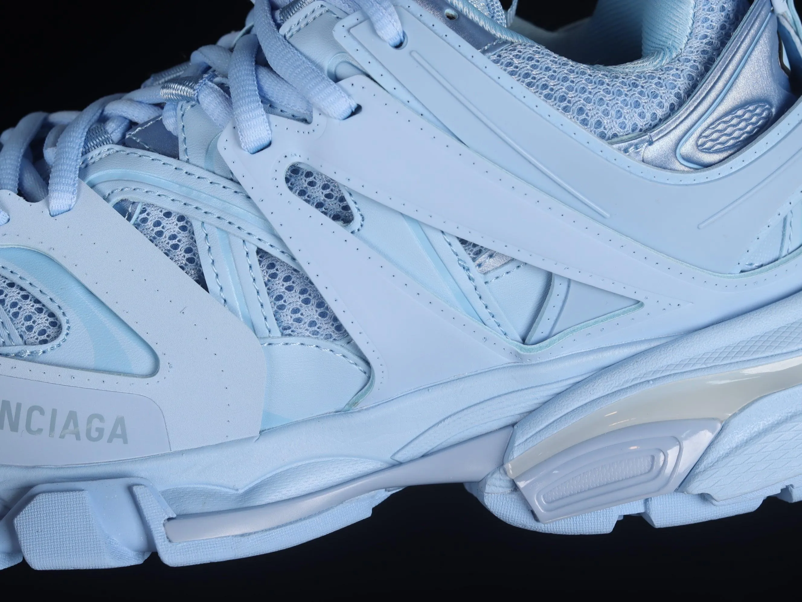 BA Track 2.0 'Baby Blue'