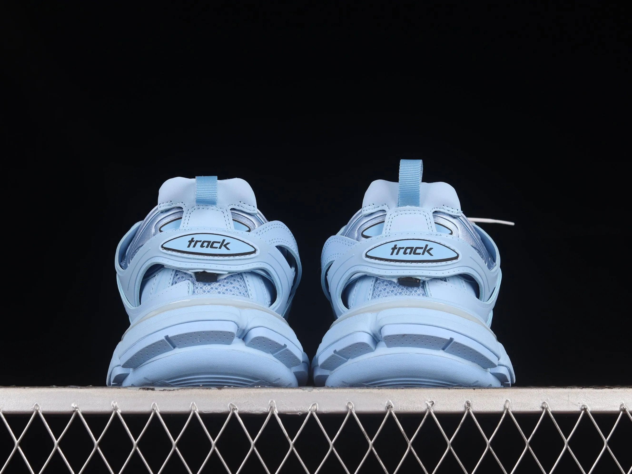 BA Track 2.0 'Baby Blue'