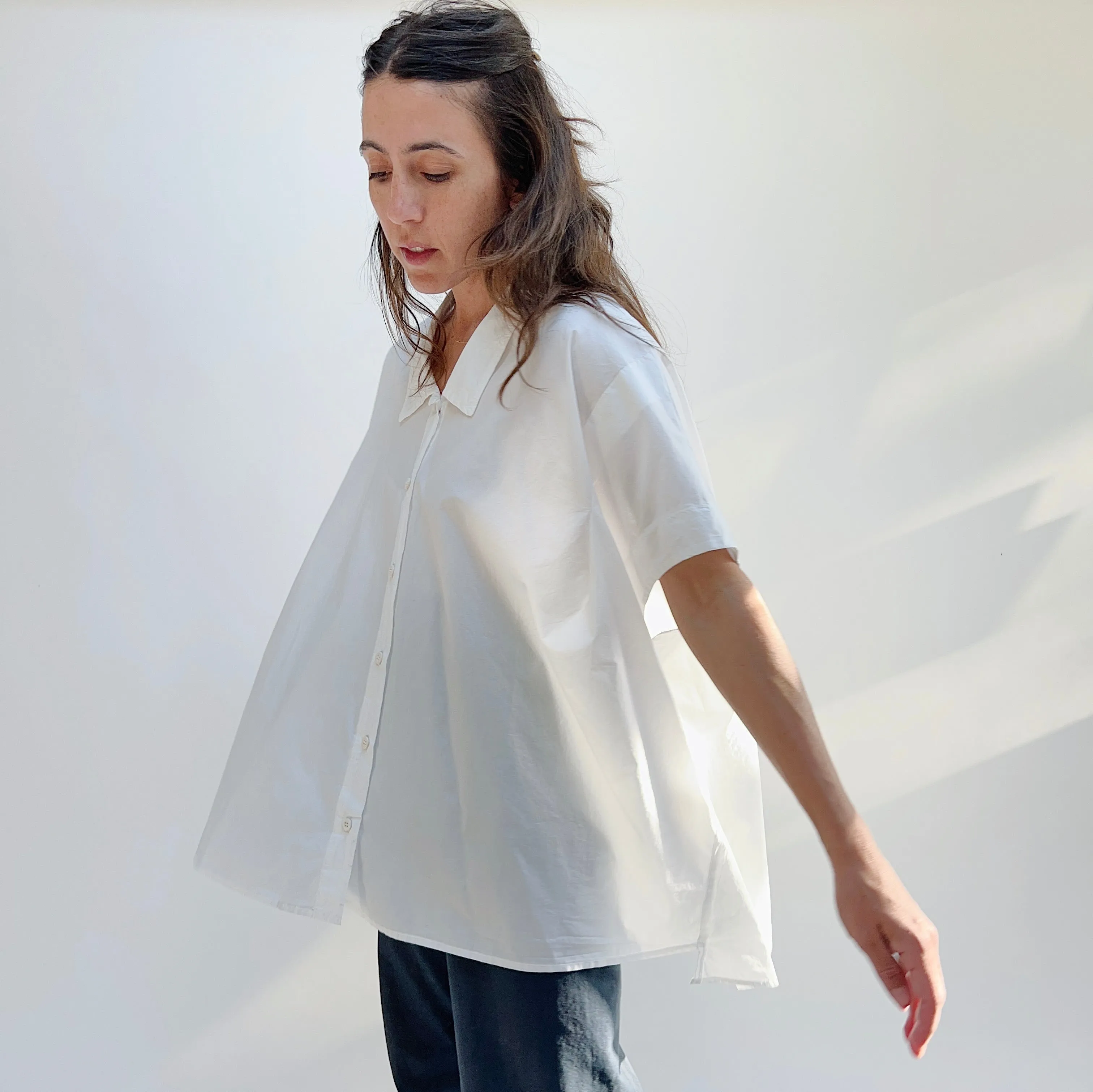 Baci | Hi Low Drop Shoulder Shirt in White