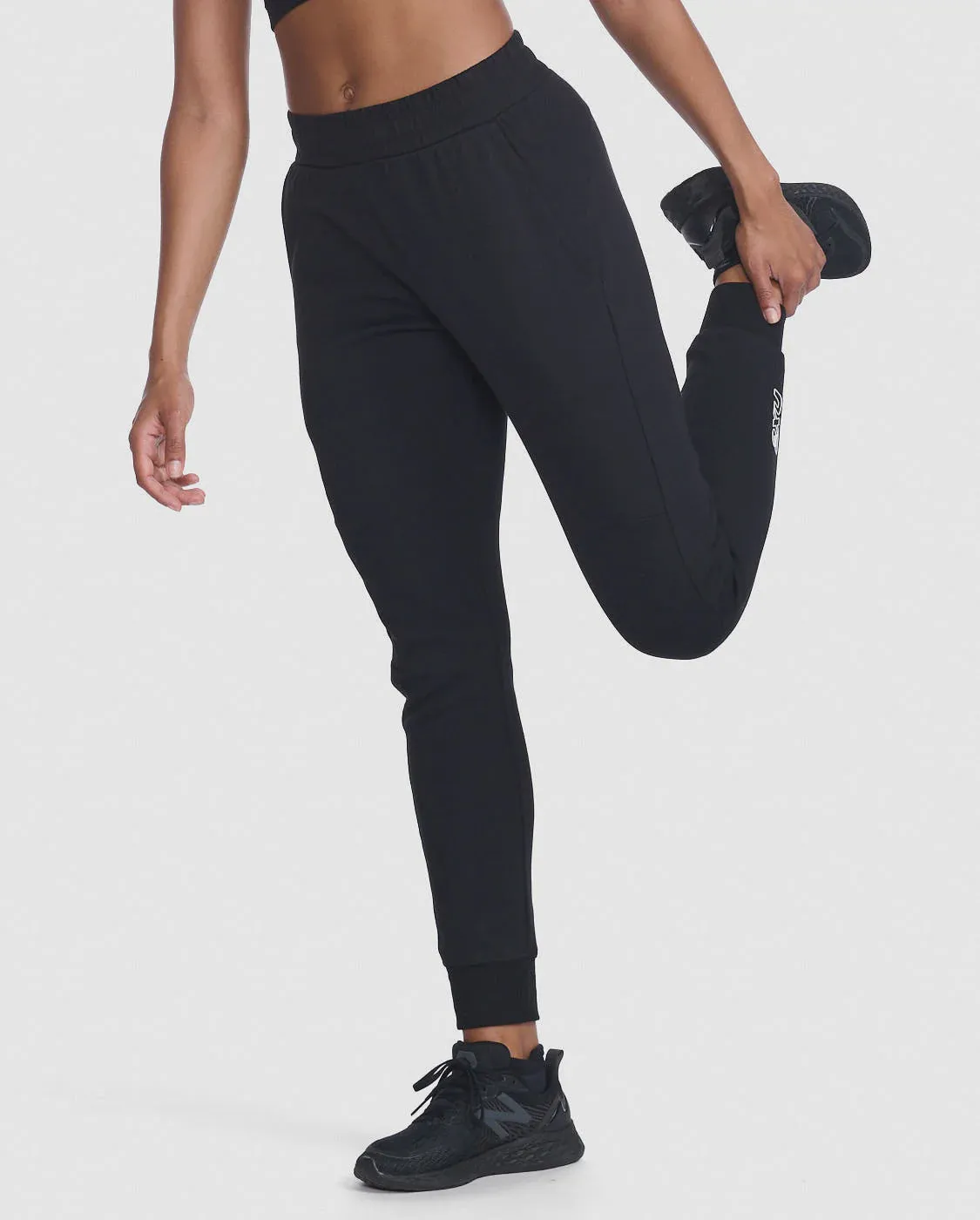 Commute track pant black