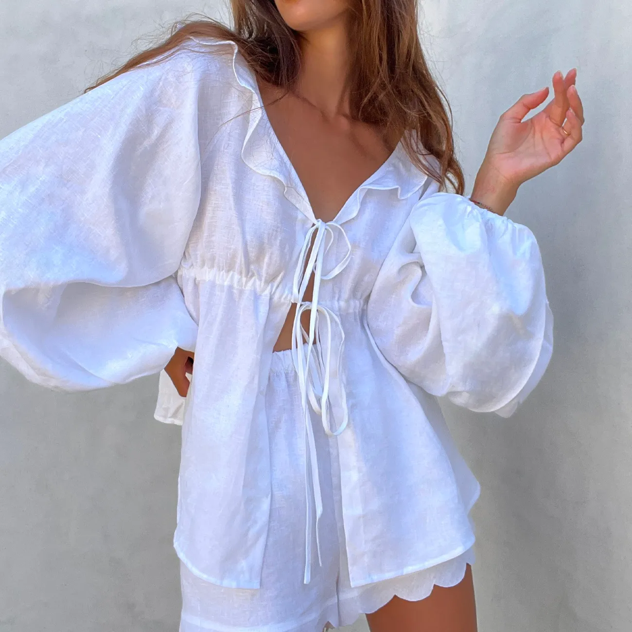 DARLING BLOUSE WHITE