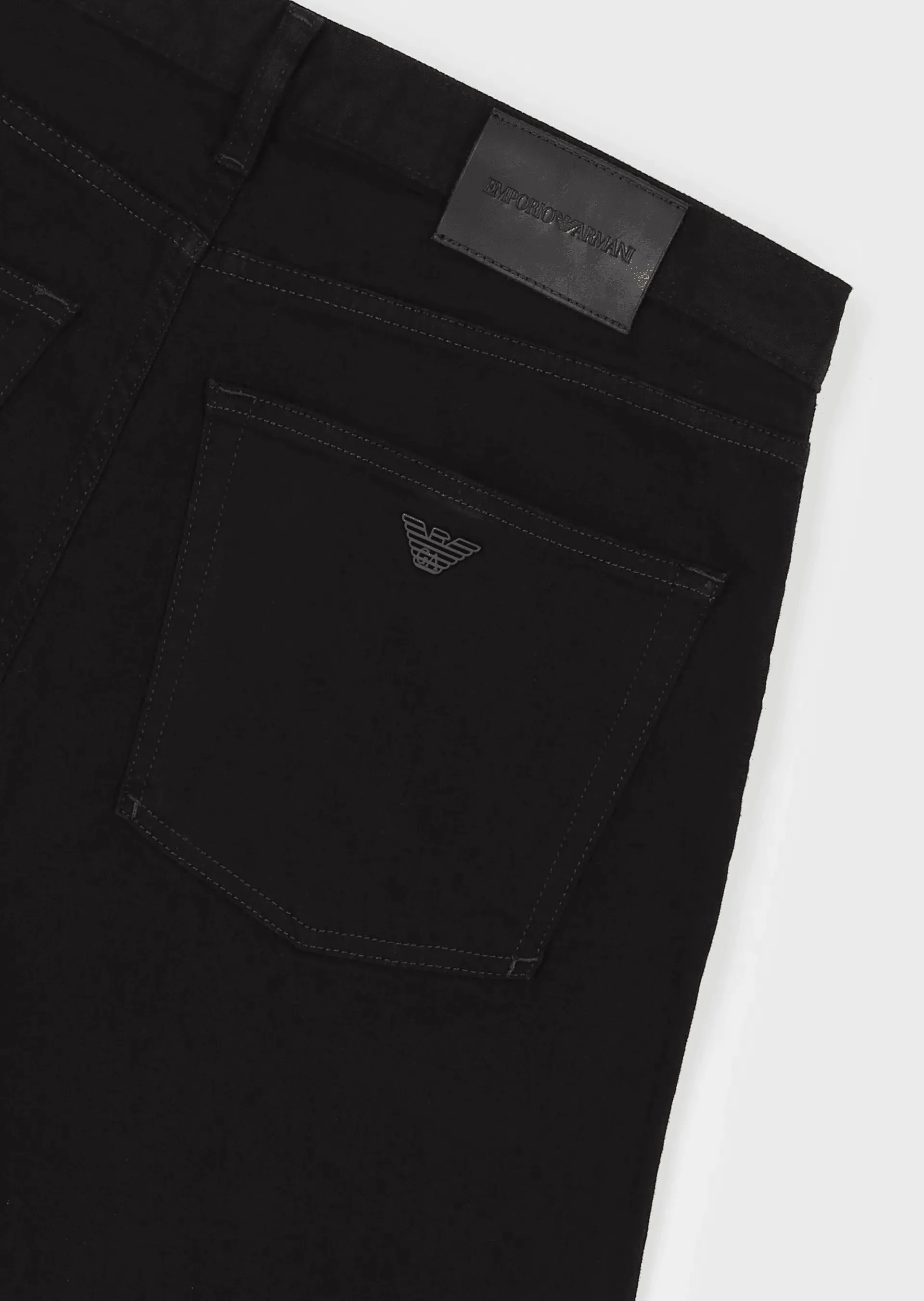 Emporio Armani Jeans J45 Regular Fit Black