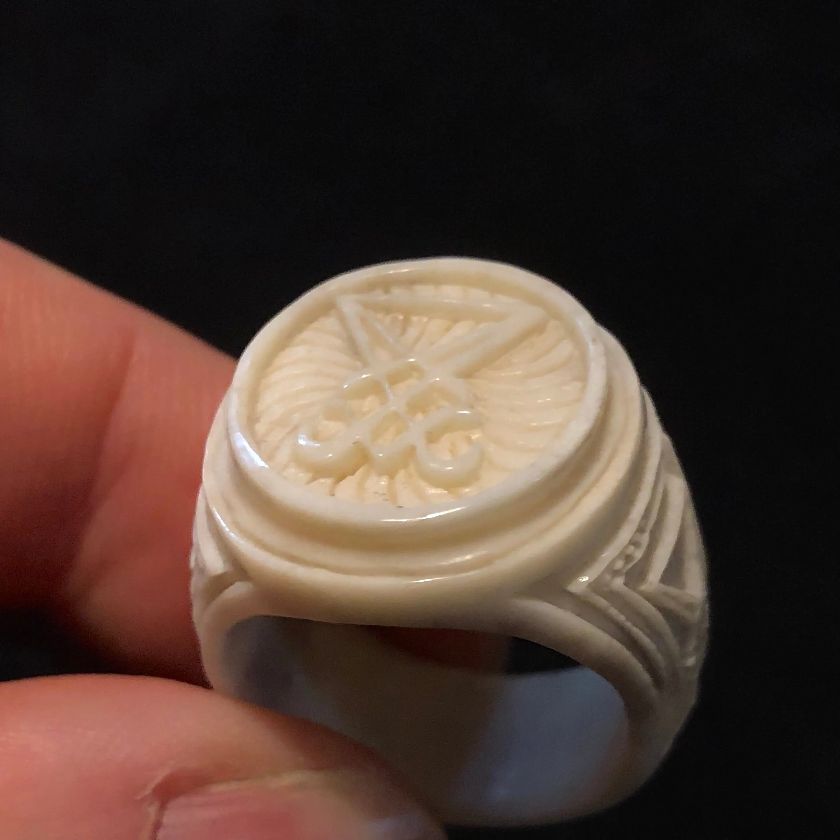 Lucifer Seal Ring