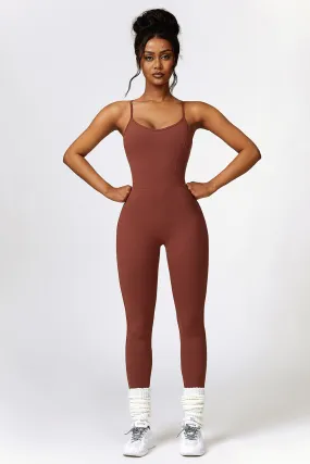 Sport-Jumpsuit mit Spaghettiträgern und offenem Rücken