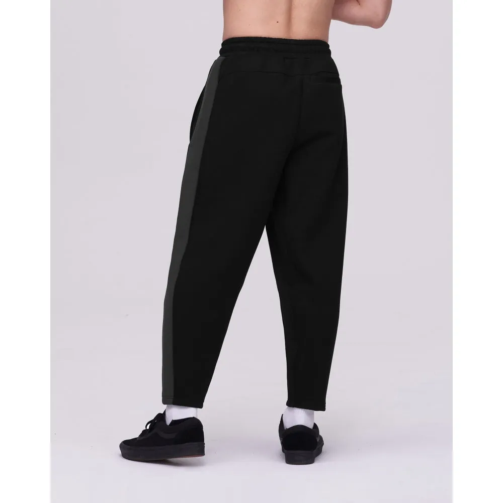 TEAMJOINED JOINED TRACK SIDE STRIPE LOOSE JOGGERS-BLACK